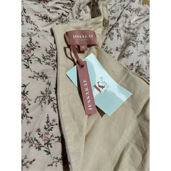 JessaKae Bramble XL NWT lace up floral maxi dress - Picture 7 of 12